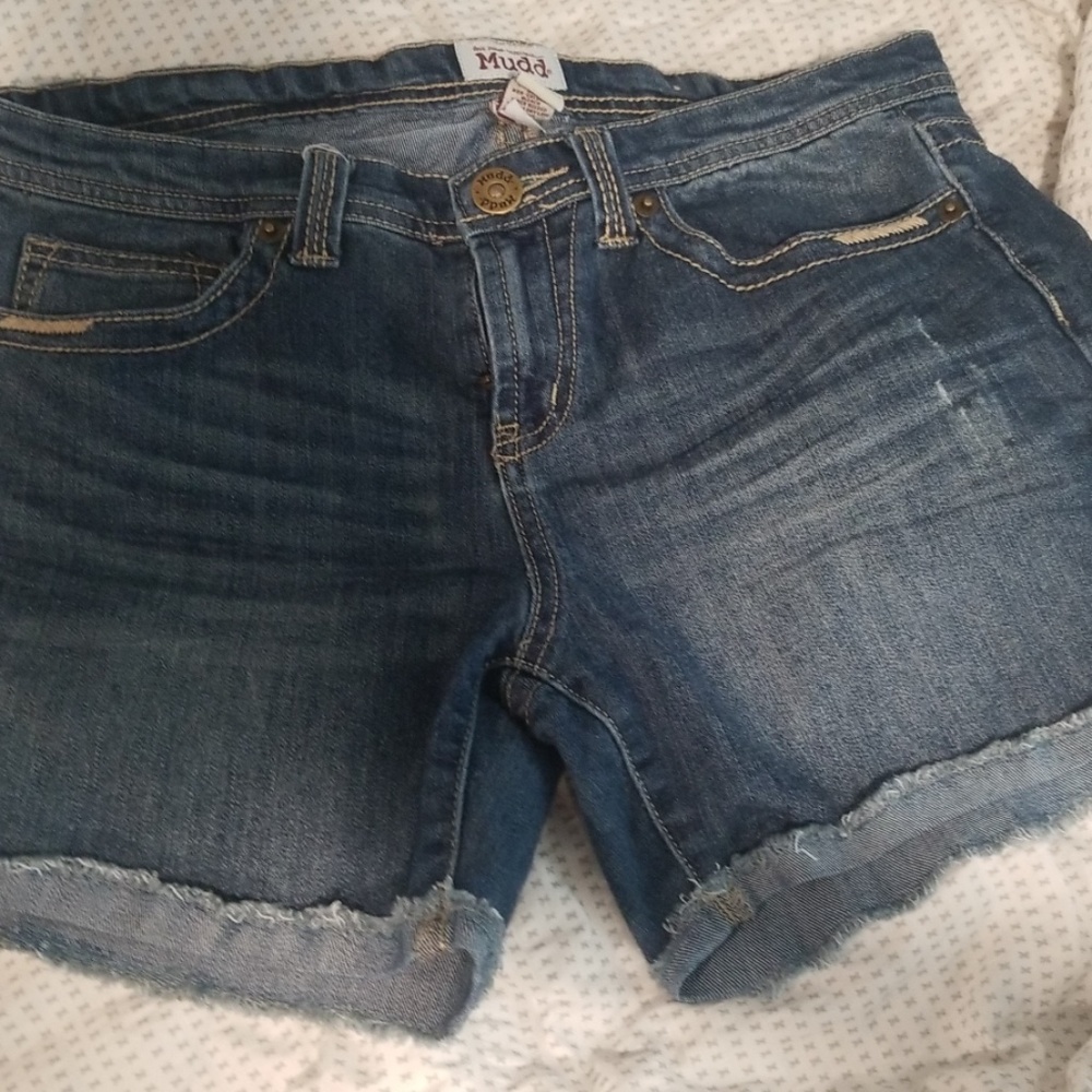 Size 11 Mudd Jean shorts